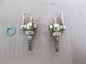 909016 Hodaka Fuel Petcock For Models Ace 90 92 92b 93 Super Rat 94 Wombat #2
