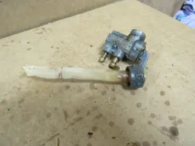 16950-374-671 Honda 1976 Cb550k Fuel Shut Off Petcock