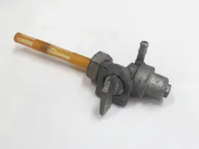 16950-kbg-671 Honda 1991-2007 Nighthawk Cb 250 Gas Fuel Petcock Valve Oem
