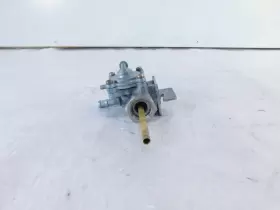 16950-mw3-671 Honda 1991-2003 Nighthawk 750 Cb750 Fuel Gas Petrol Tank Petcock Shut-off Valve #3