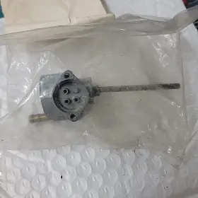 Honda 16951-011-010 Nos Genuine 1963 Fuel Petcock Body Sport 50 Ca110 16951-011-020