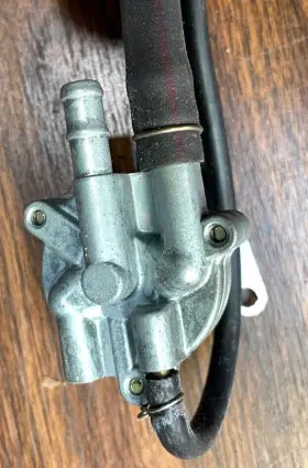 16970422305 Honda Cbx1000 Automatic Fuel Valve