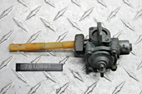 7810891 Honda 1982 Ascot 500 - Oem Fuel Gas Tank Petcock Shut On Off Valve