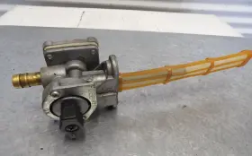 51026-1260 Kawasaki 01-05 Zrx1200 Fuel Gas Petcock Valve