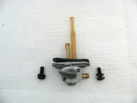 7052046 Polaris 91 Trail Boss 350 L Oem Fuel Gas Shutoff Petcock