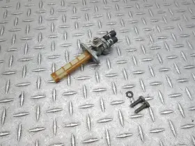 44300-01d10 Suzuki 2006 04-09 Gs500f Gs500 Oem Fuel Gas Filter Assy Tap Shut Off