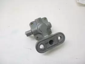 44300-33e02 Suzuki 00 Gsxr 600 Fuel Petcock 1996-2000 #2