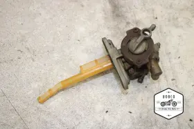 K13-4469.uw Suzuki 44300-44250 1982 Gs450l Gas Tank Fuel Petcock 44300-44251