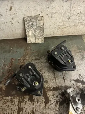 59100-31211 Suzuki Gt750 Re5 Right And Left Front Brake Calipers With Master Cylinder Perch #3 59100-31211 Suzuki Gt750 Re5 Right And Left Front Brake Calipers With Master Cylinder Perch #3