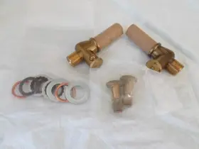Ewarts-1 Vincent/triumph/bsa/ariel Vincent/bsa/triumph/ariel Brass Petcock Ewarts Brand