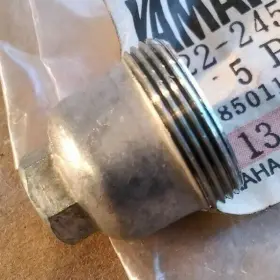 122-24521-00 Yamaha Nos Fuel Filter Cup Cap Petcock Jt1 Jt2 Gt80 Gtmx Mx80 Mx100 Yz80 Rd60 #2