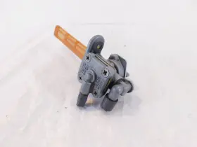 33m-24500-00-00 Yamaha Xj750 Xj750j Maxim 750 And Fj600 Fuel Gas Petrol Tank Petcock Tap Valve