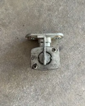 36r-24500-01-00 Yamaha Blaster Breeze Gas Tank Valve Fuel Petcock Oem 2003-2006