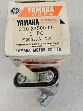 3r0-24500-00-00 Yamaha New Oem Fuel Petcock 3r-24500-00-00 Fits Yz50 To Yz490
