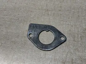 498-24525-00-00 Yamaha Petcock Lever Plate Dt 100 125 175 250 400 Enduro 1975-76