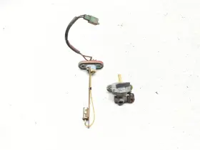 4km-24500-00-00 Yamaha 98-01 R1 Yzf-r1 Front Fuel Petcock And Level Sensor Tap Shutoff